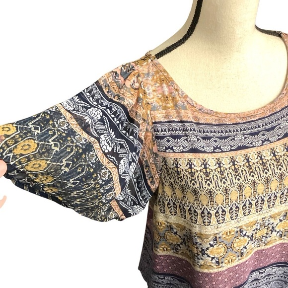 Lucky Brand Mixed Media‎ Flutter Sleeve Top, Medium Style 7W64640 - Picture 9 of 14